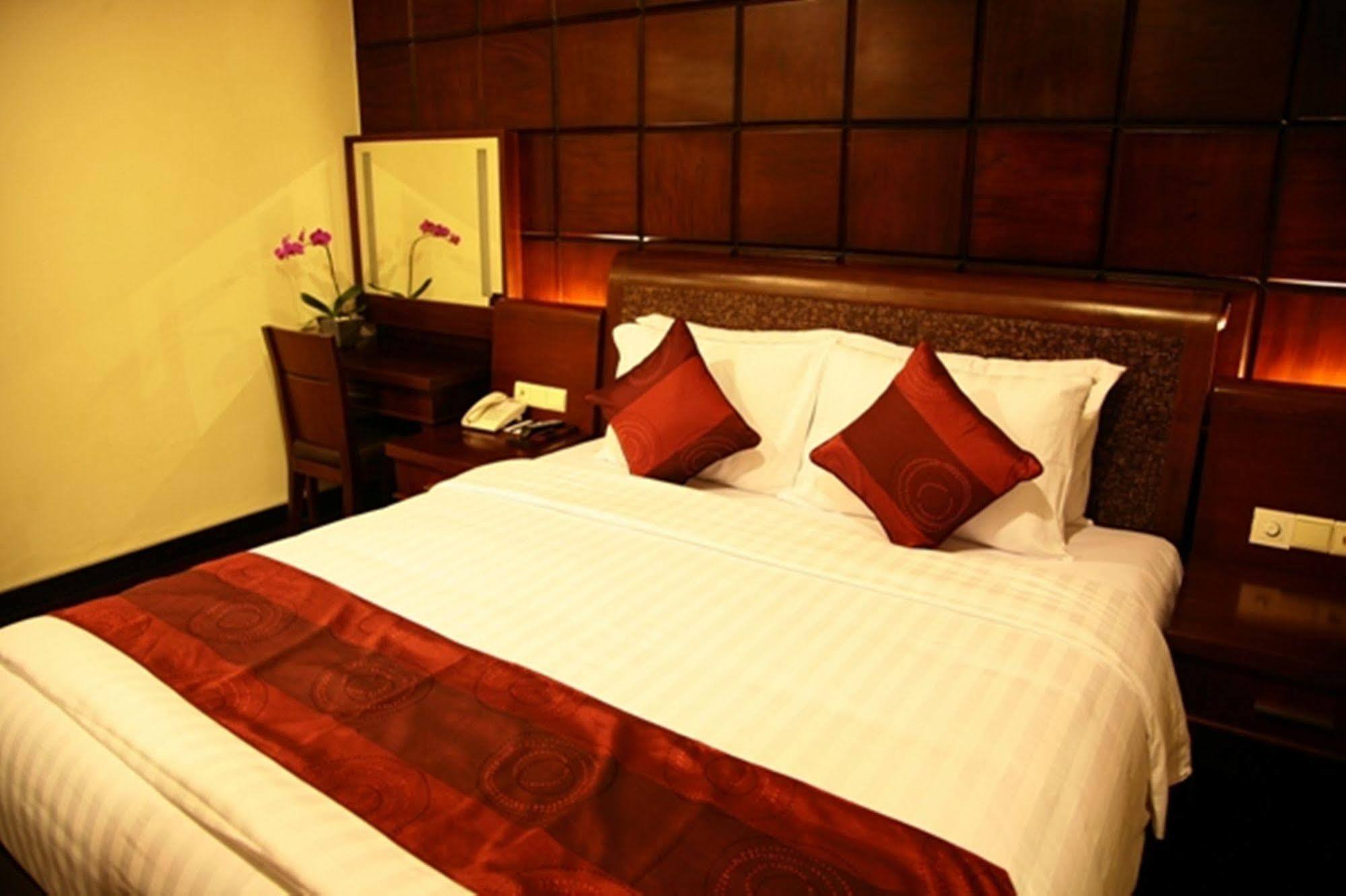 Capital O 2114 Grand Jimbaran Boutique Hotel Luaran gambar