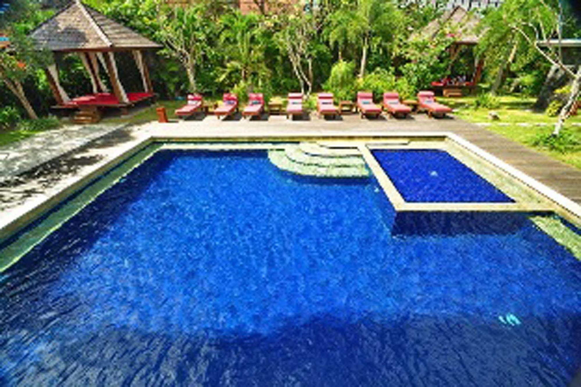 Capital O 2114 Grand Jimbaran Boutique Hotel Luaran gambar